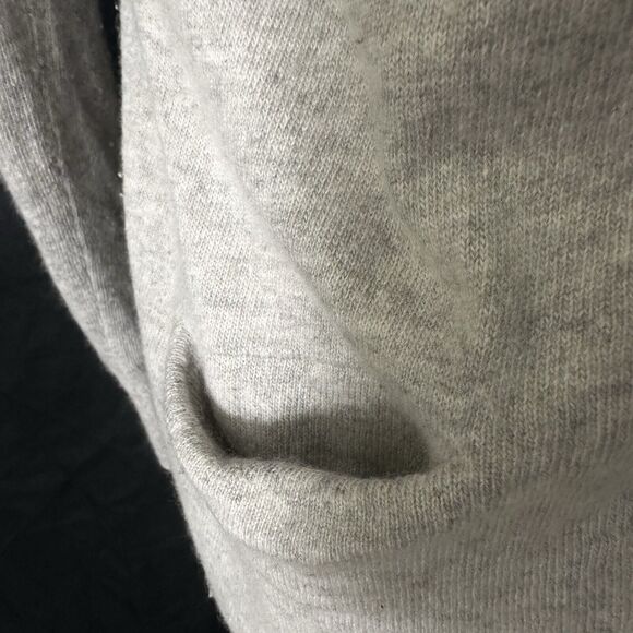Banana Republic Women’s Small Merino Wool Cashmere Sweater Gray V-Neck Button Up - Picture 5 of 10
